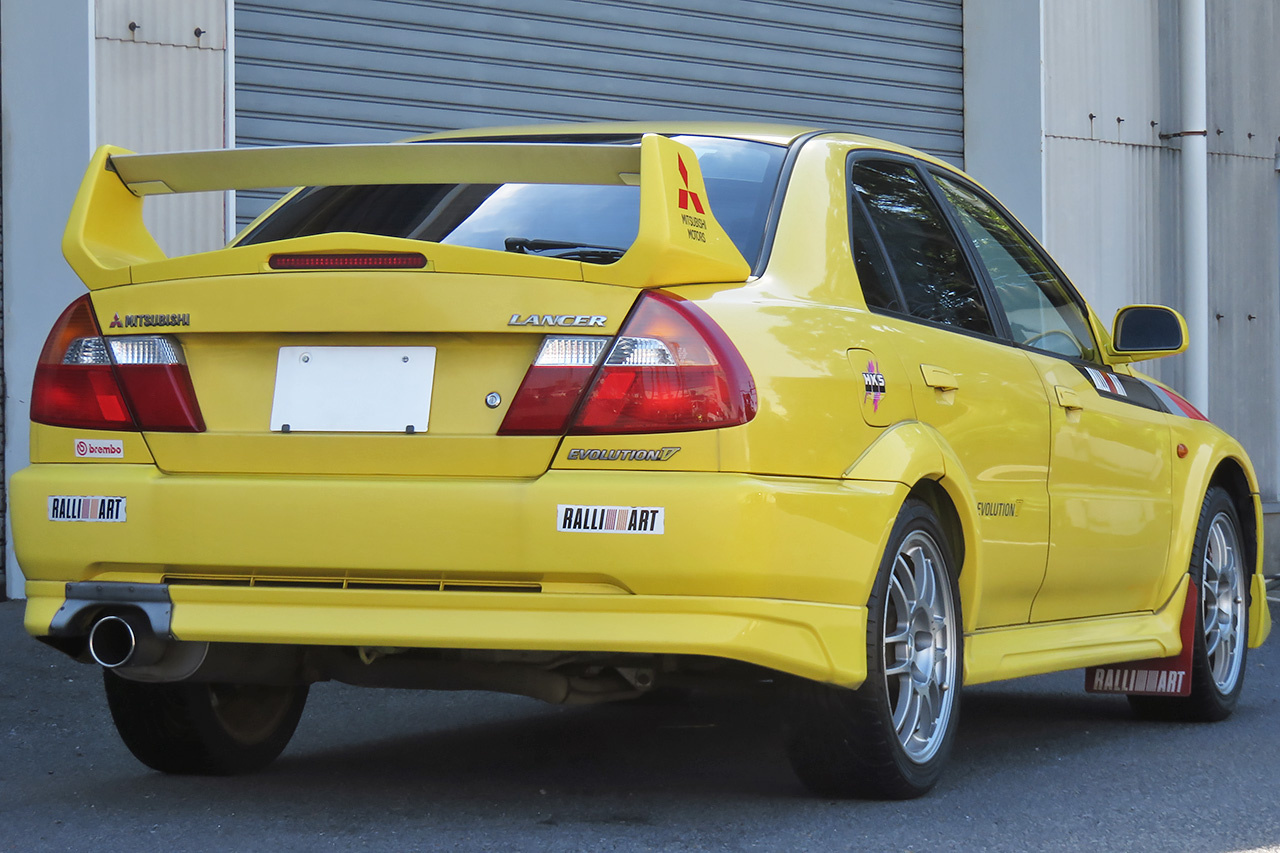 三菱 ランサーエボリューション GSR エボⅤ