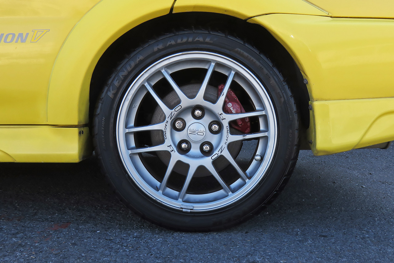 三菱 ランサーエボリューション GSR エボⅤ