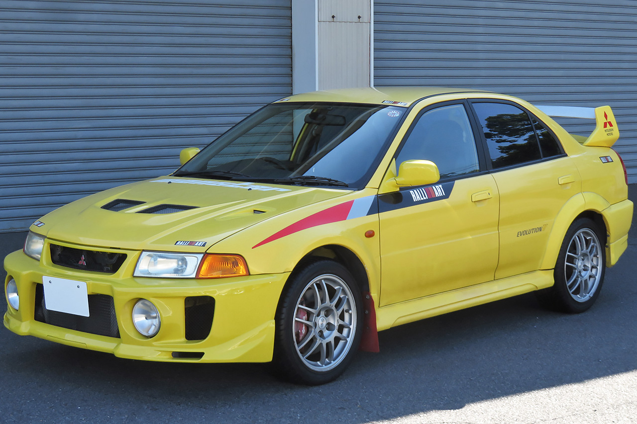 三菱 ランサーエボリューション GSR エボⅤ