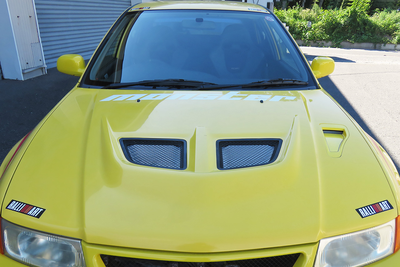 三菱 ランサーエボリューション GSR エボⅤ
