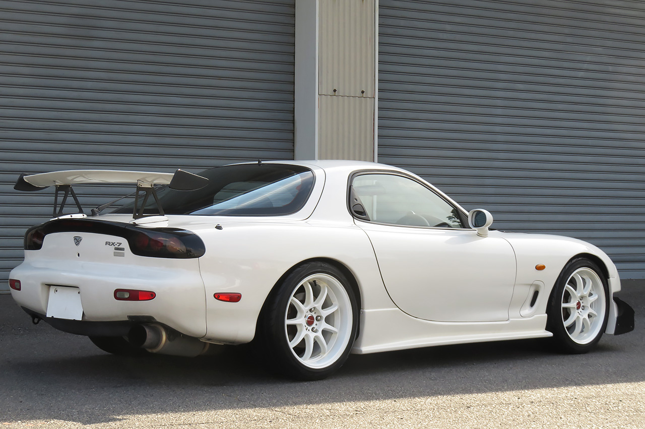 マツダ アンフィニRX-7 タイプRB　バサースト