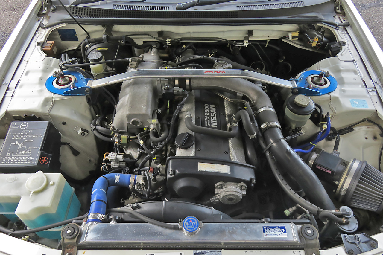日産 スカイラインクーペ 