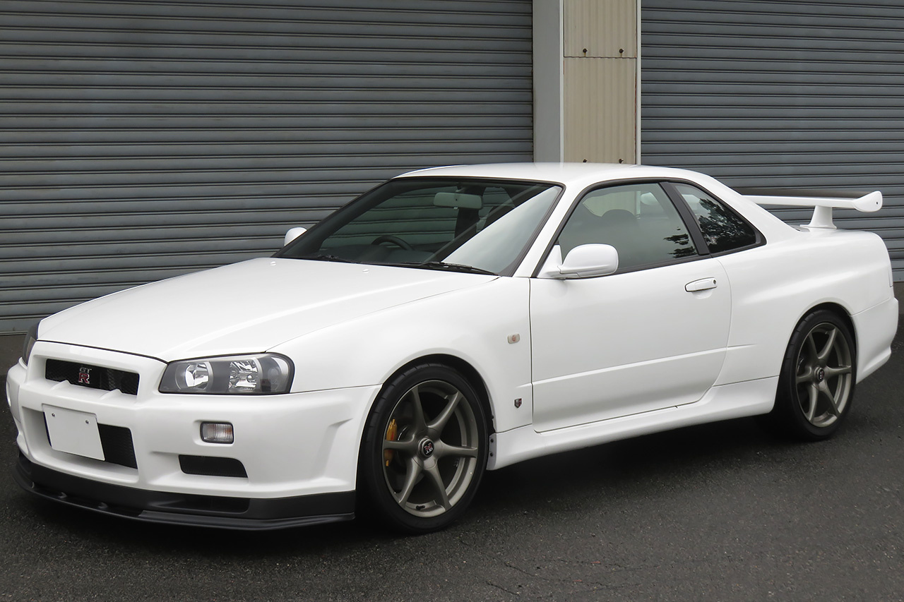日産 スカイラインGT-R 