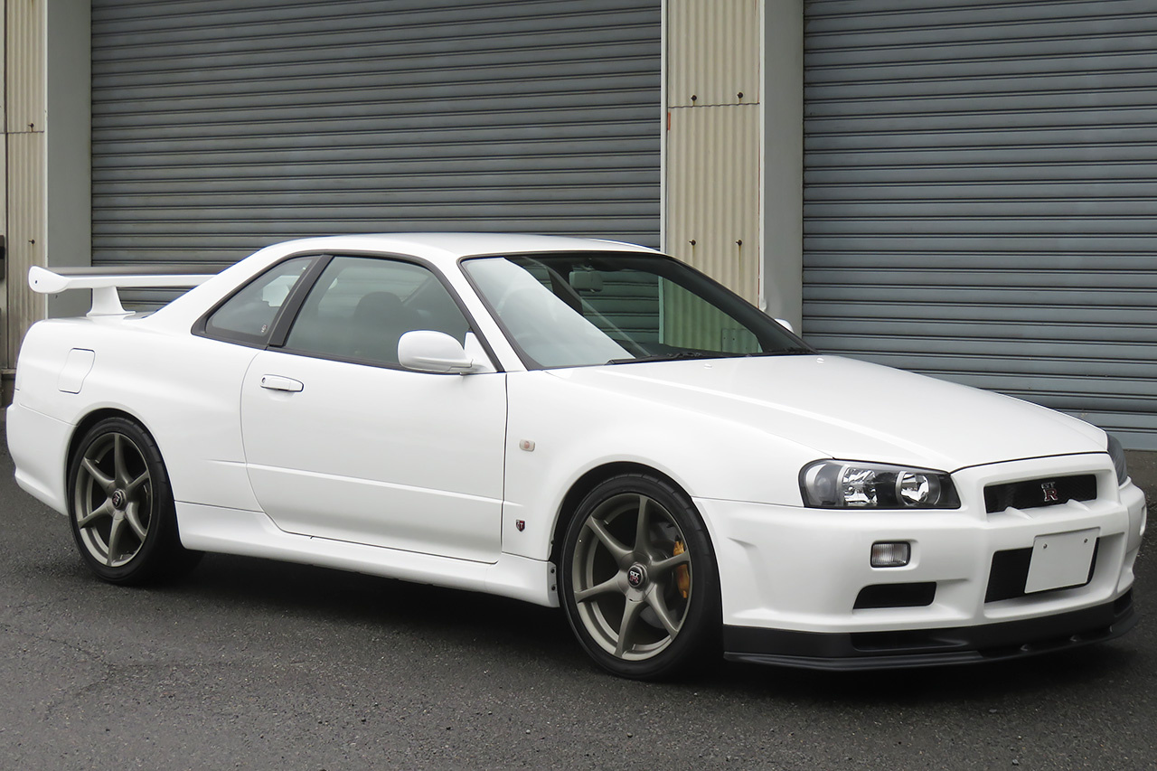日産 スカイラインGT-R 