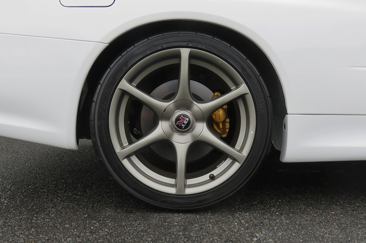 日産 スカイラインGT-R 