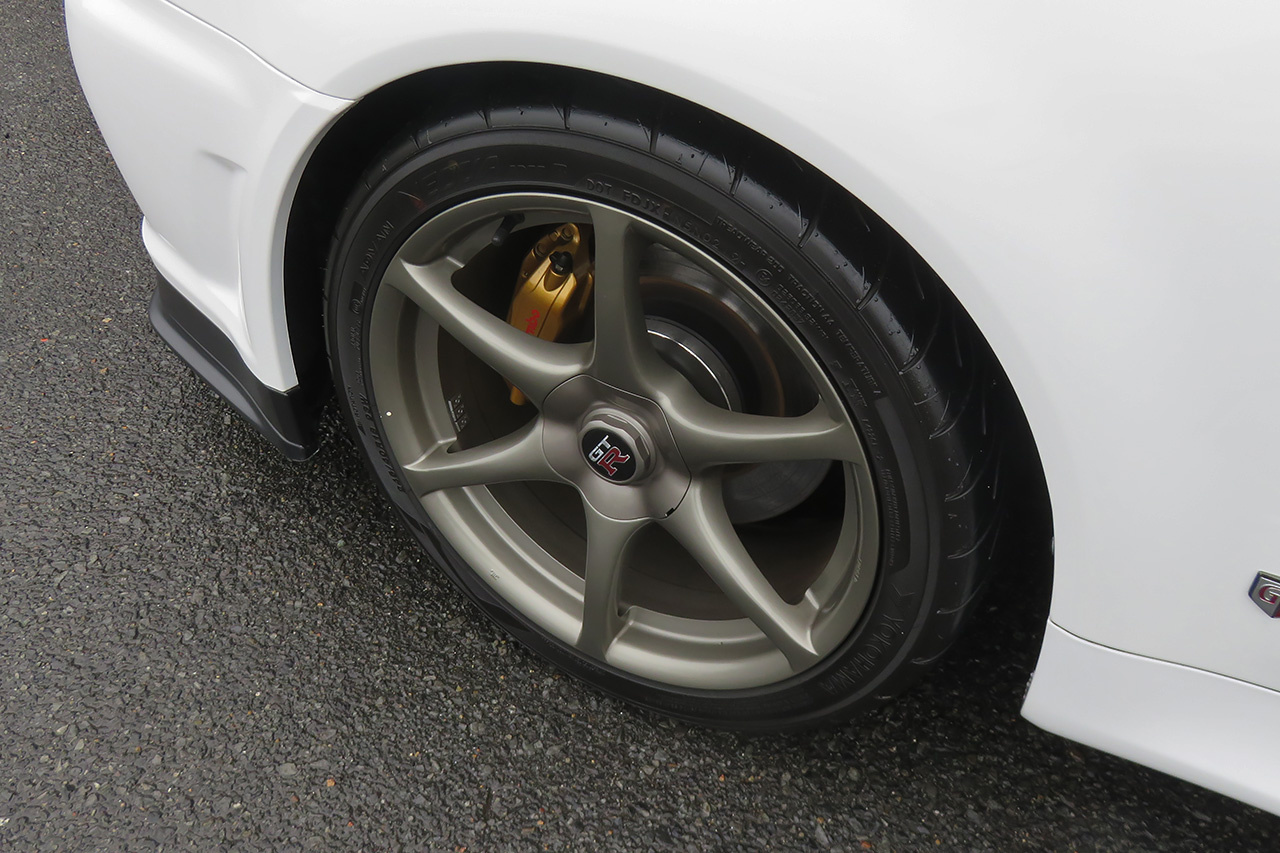 日産 スカイラインGT-R 