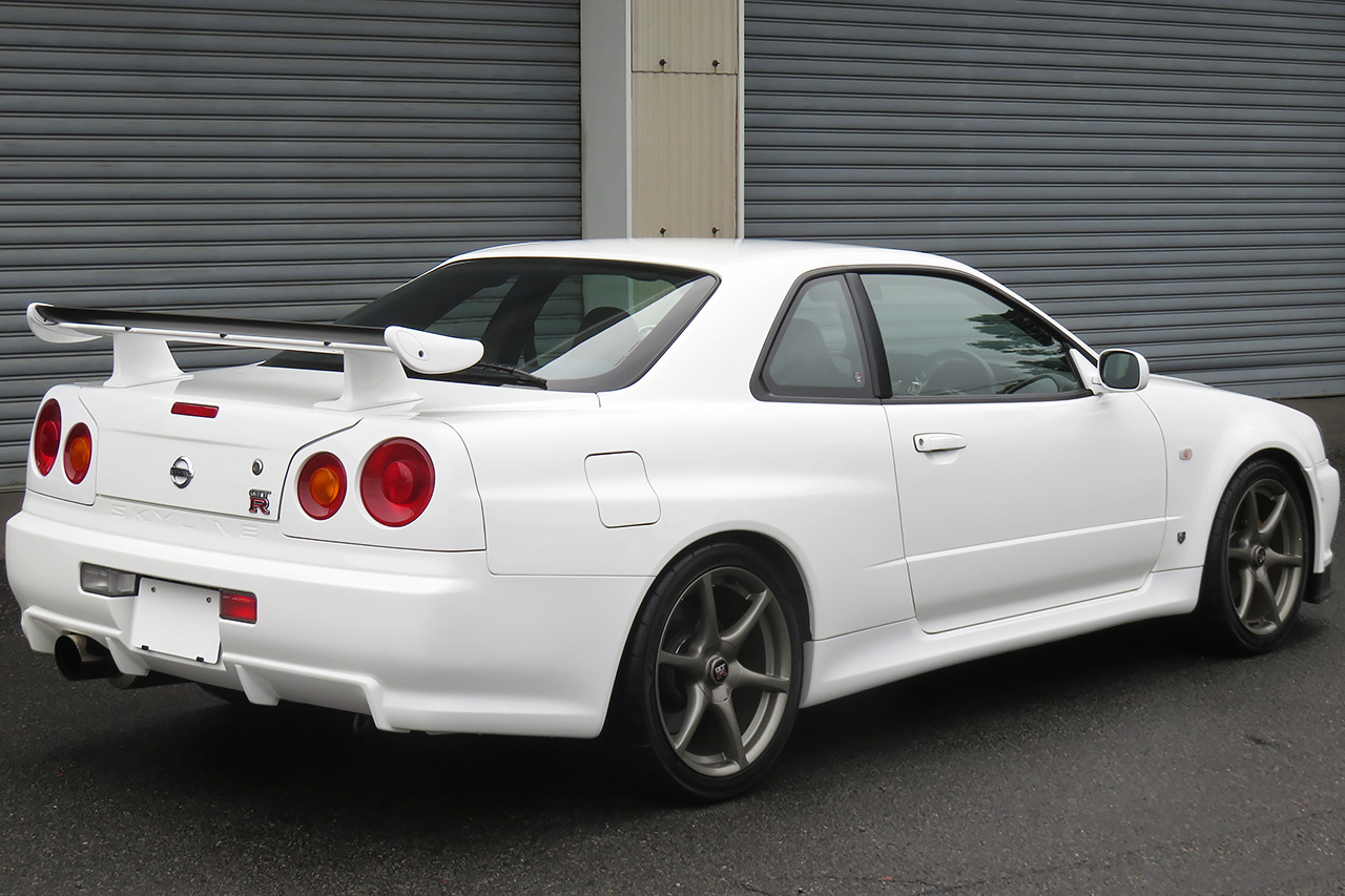日産 スカイラインGT-R 