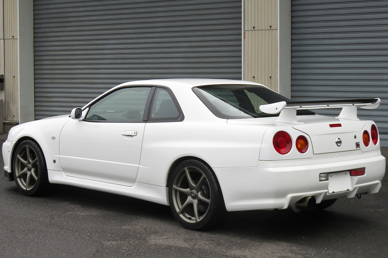 日産 スカイラインGT-R 
