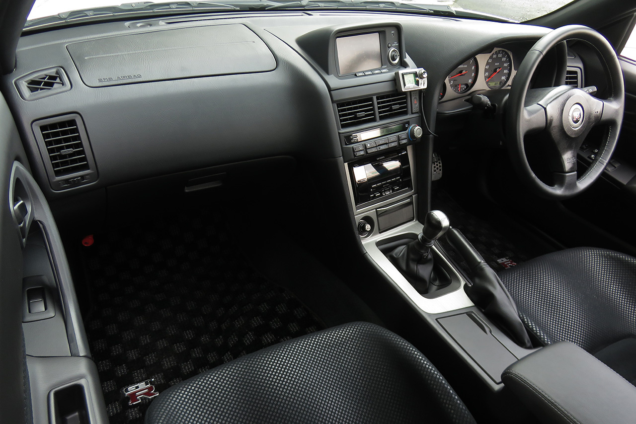 日産 スカイラインGT-R 