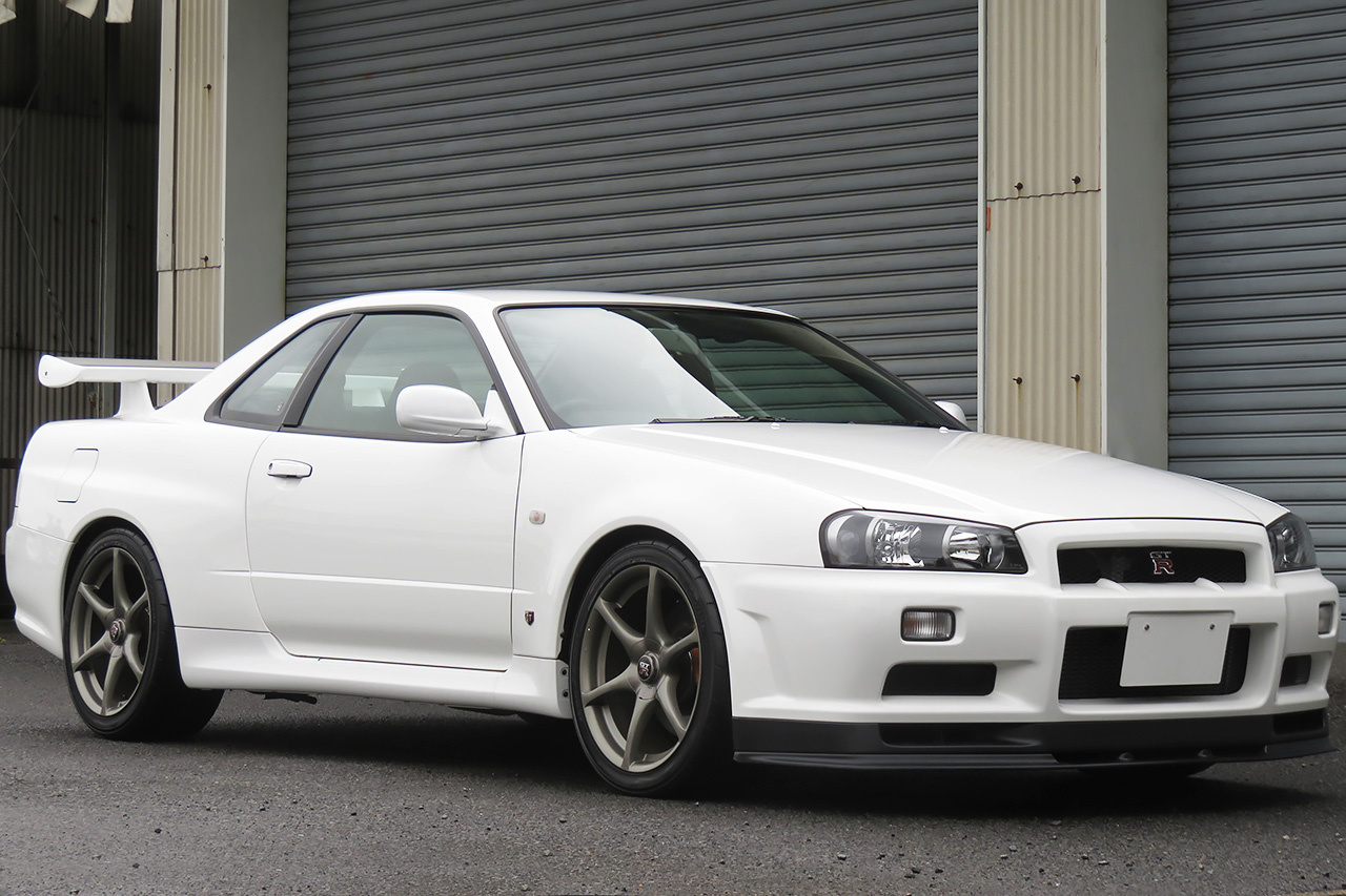 日産 スカイラインGT-R 