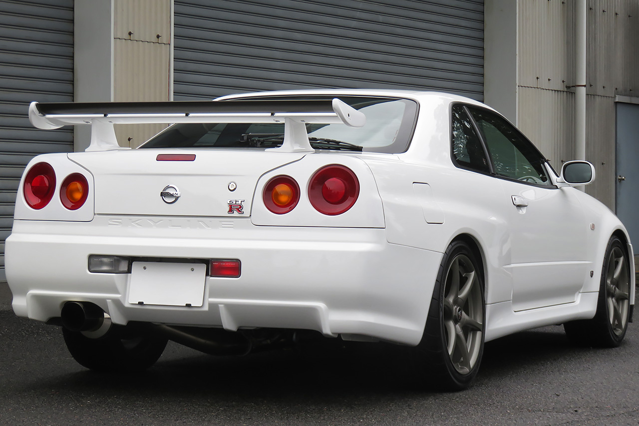 日産 スカイラインGT-R 