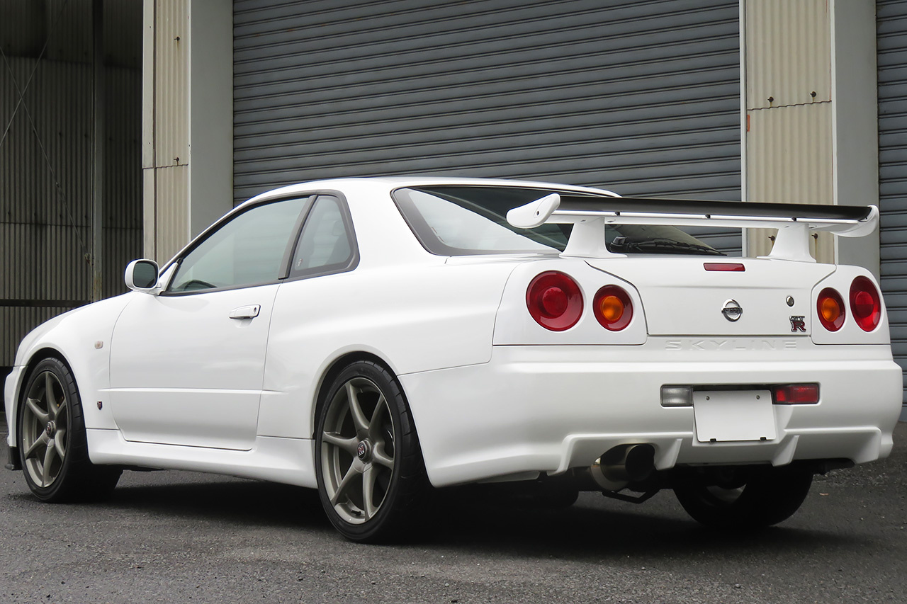 日産 スカイラインGT-R 