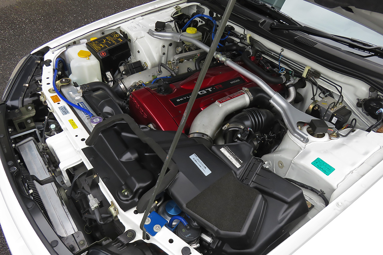日産 スカイラインGT-R 