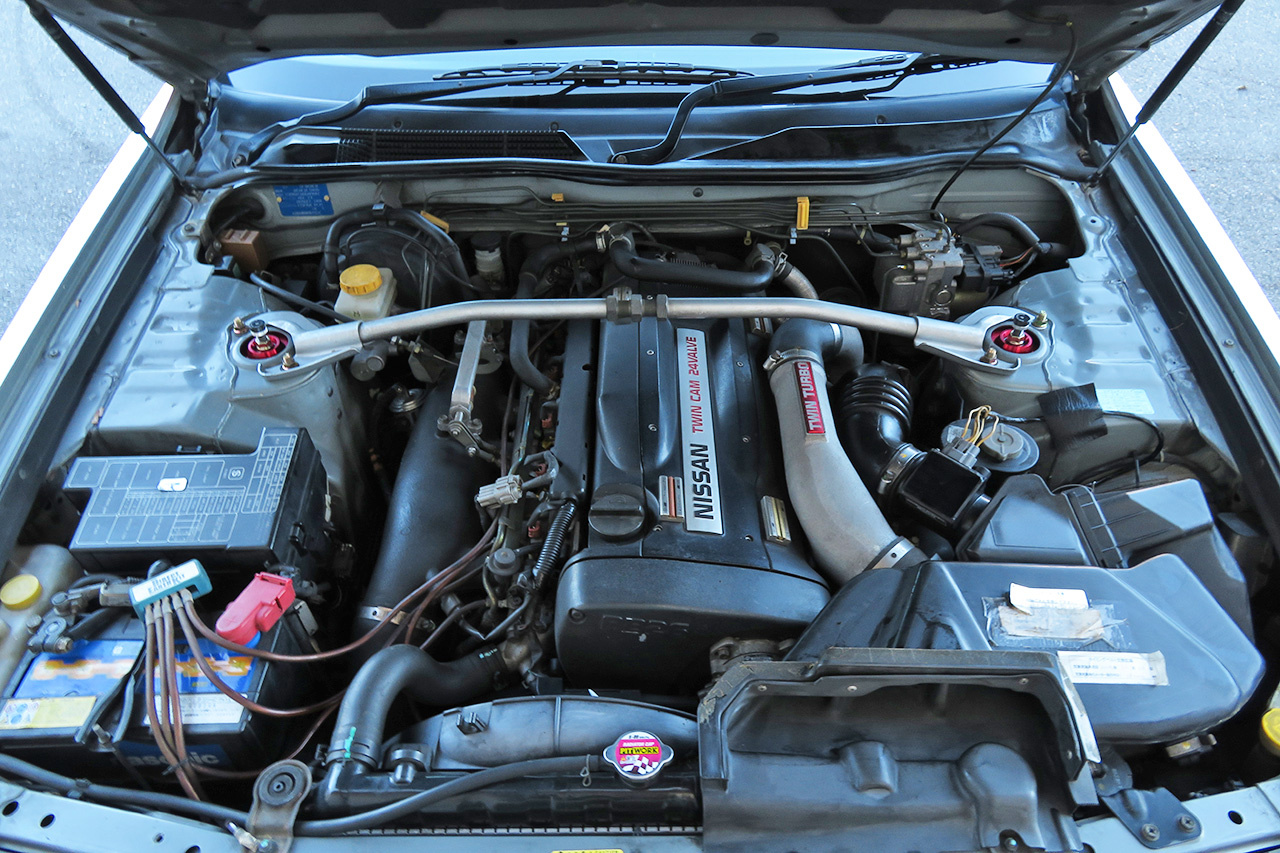 日産 ステージア 2.6 オーテックバージョン260RS