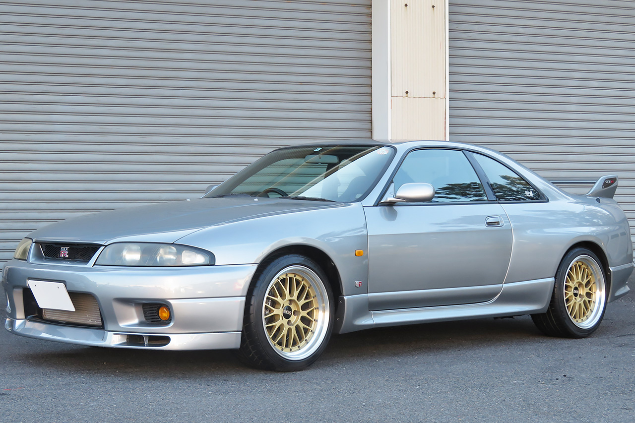 日産 スカイラインGT-R 