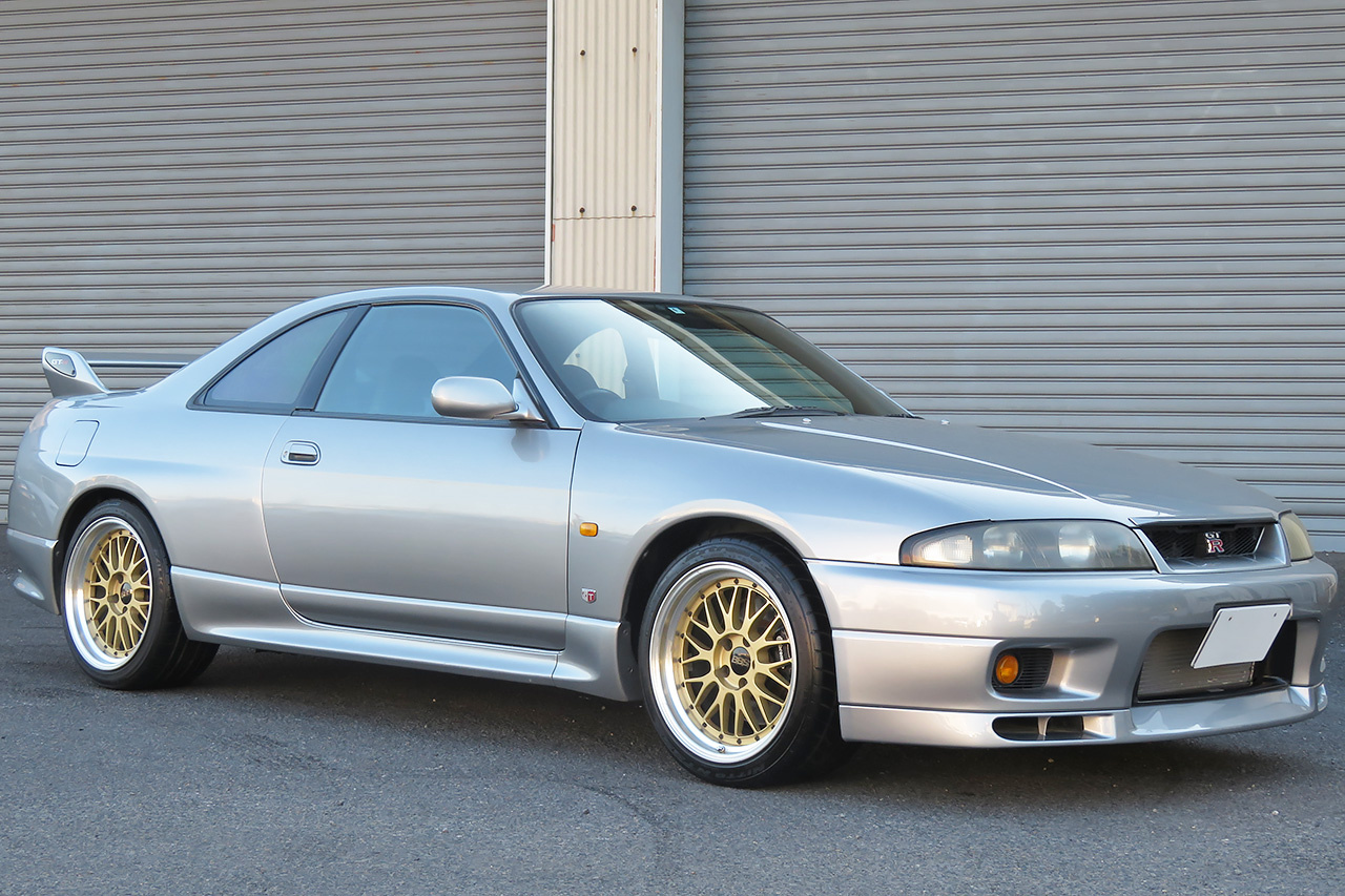 日産 スカイラインGT-R 