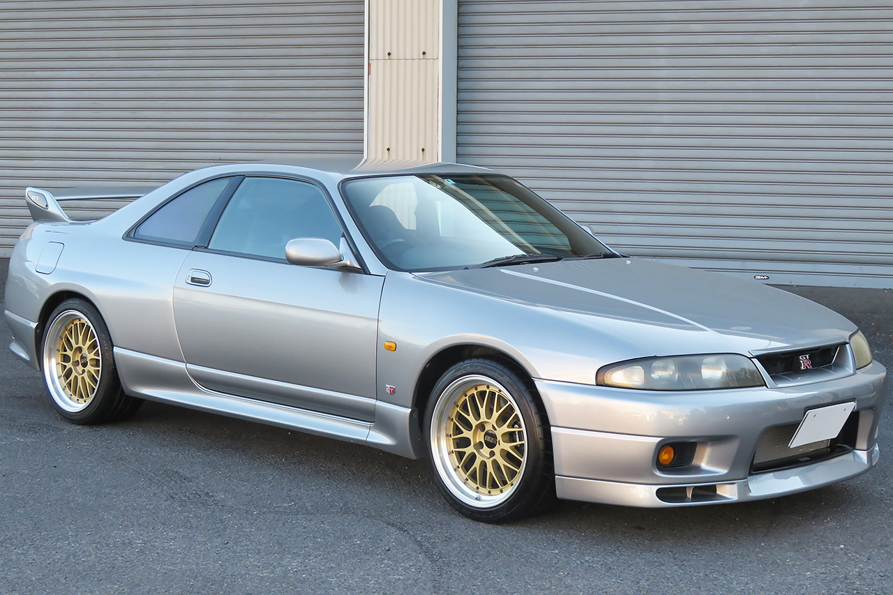 日産 スカイラインGT-R 
