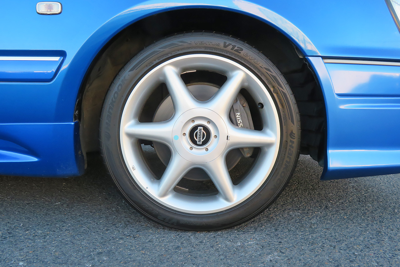 日産 ステージア タイプＢ　２５ｔ　ＲＳ　ＦＯＵＲ　Ｓ