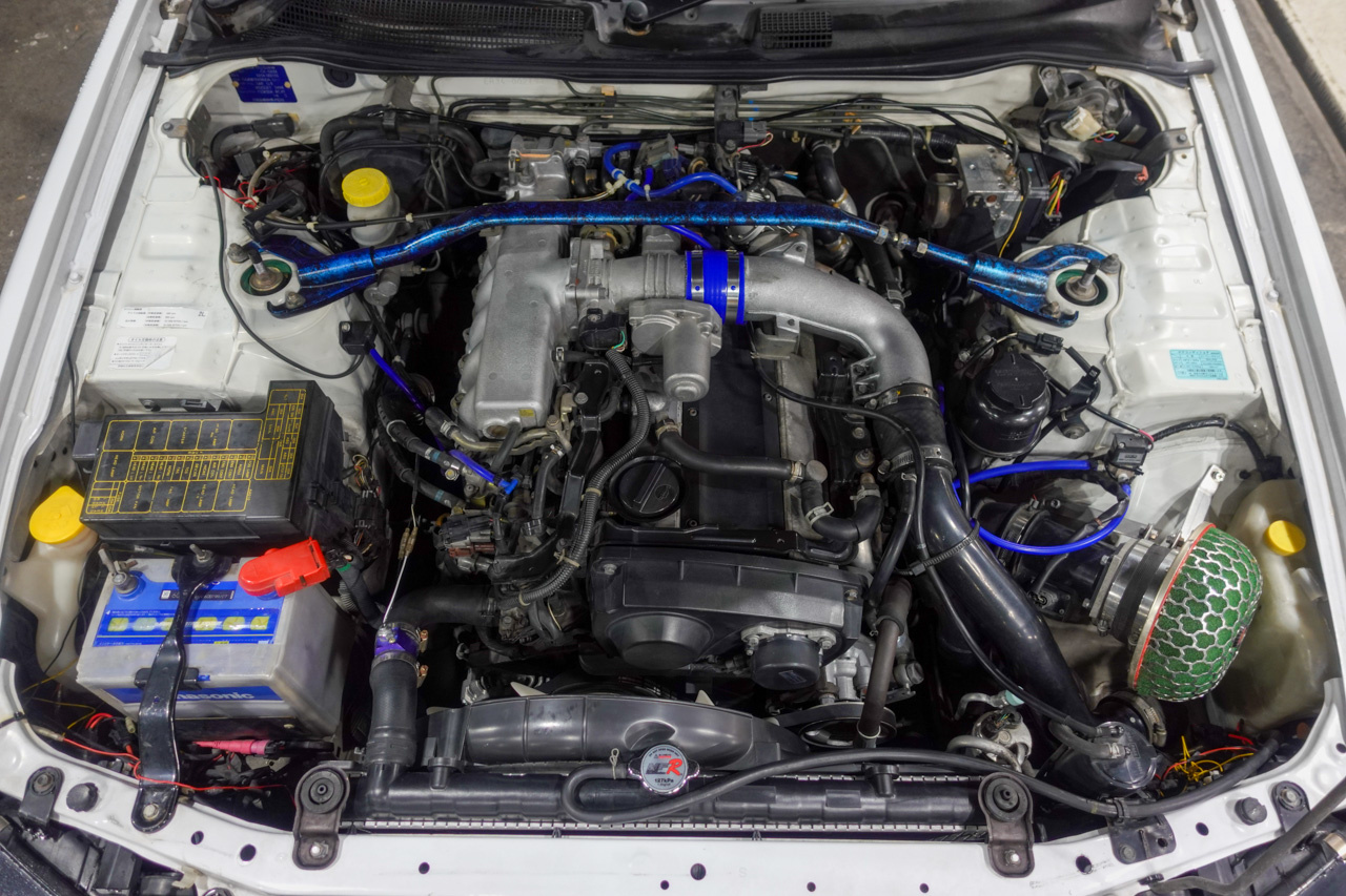 日産 スカイラインクーペ 25GT　turbo