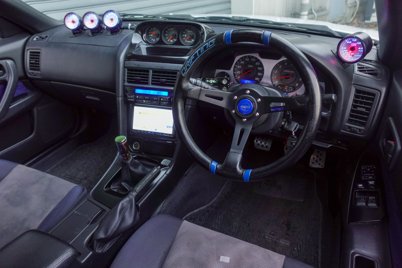 日産 スカイラインクーペ 25GT　turbo