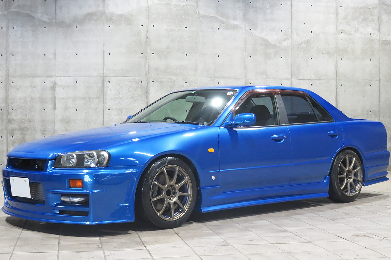 日産 スカイライン 