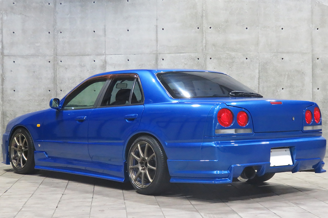 日産 スカイライン 