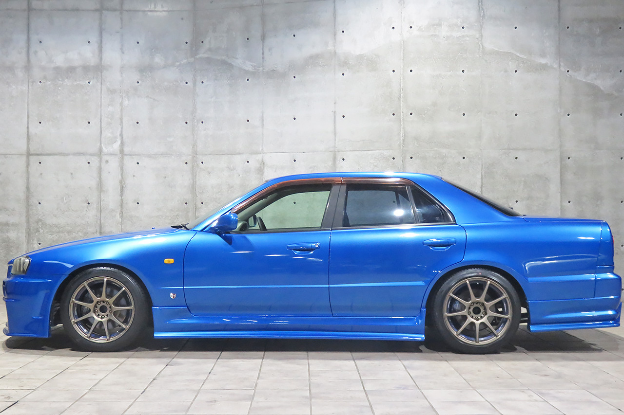 日産 スカイライン 