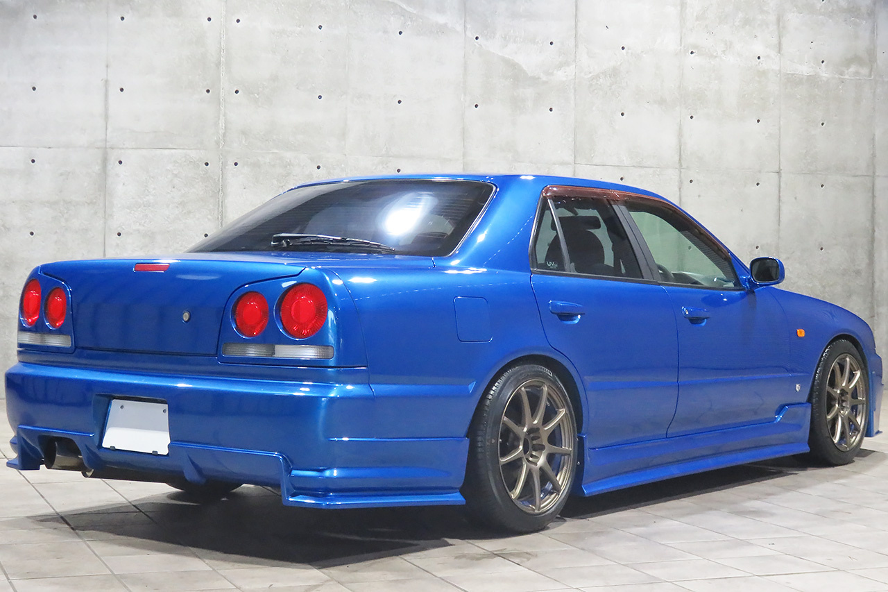日産 スカイライン 
