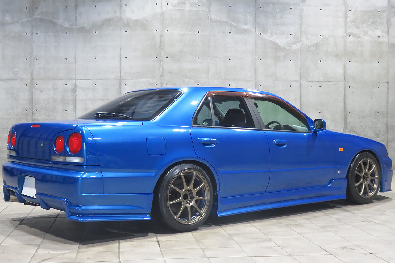 日産 スカイライン 