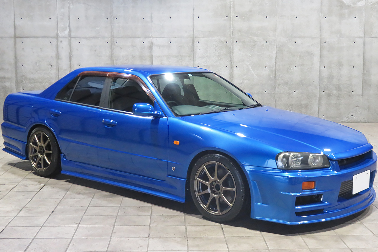 日産 スカイライン 