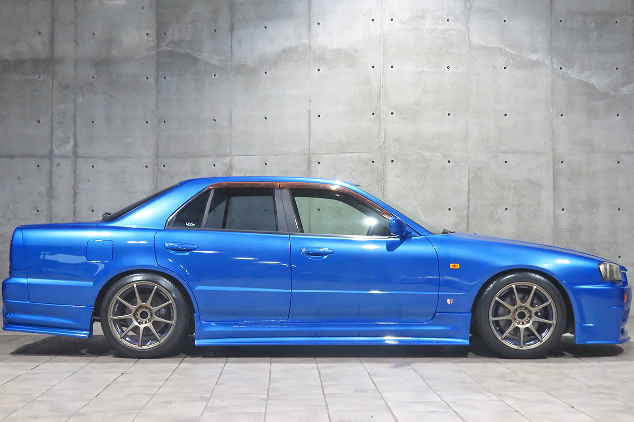 日産 スカイライン 
