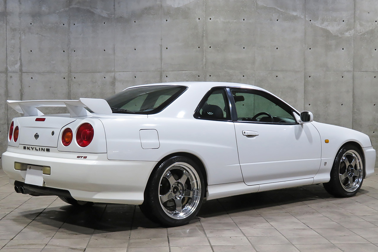 日産 スカイラインクーペ ２５ＧＴターボ