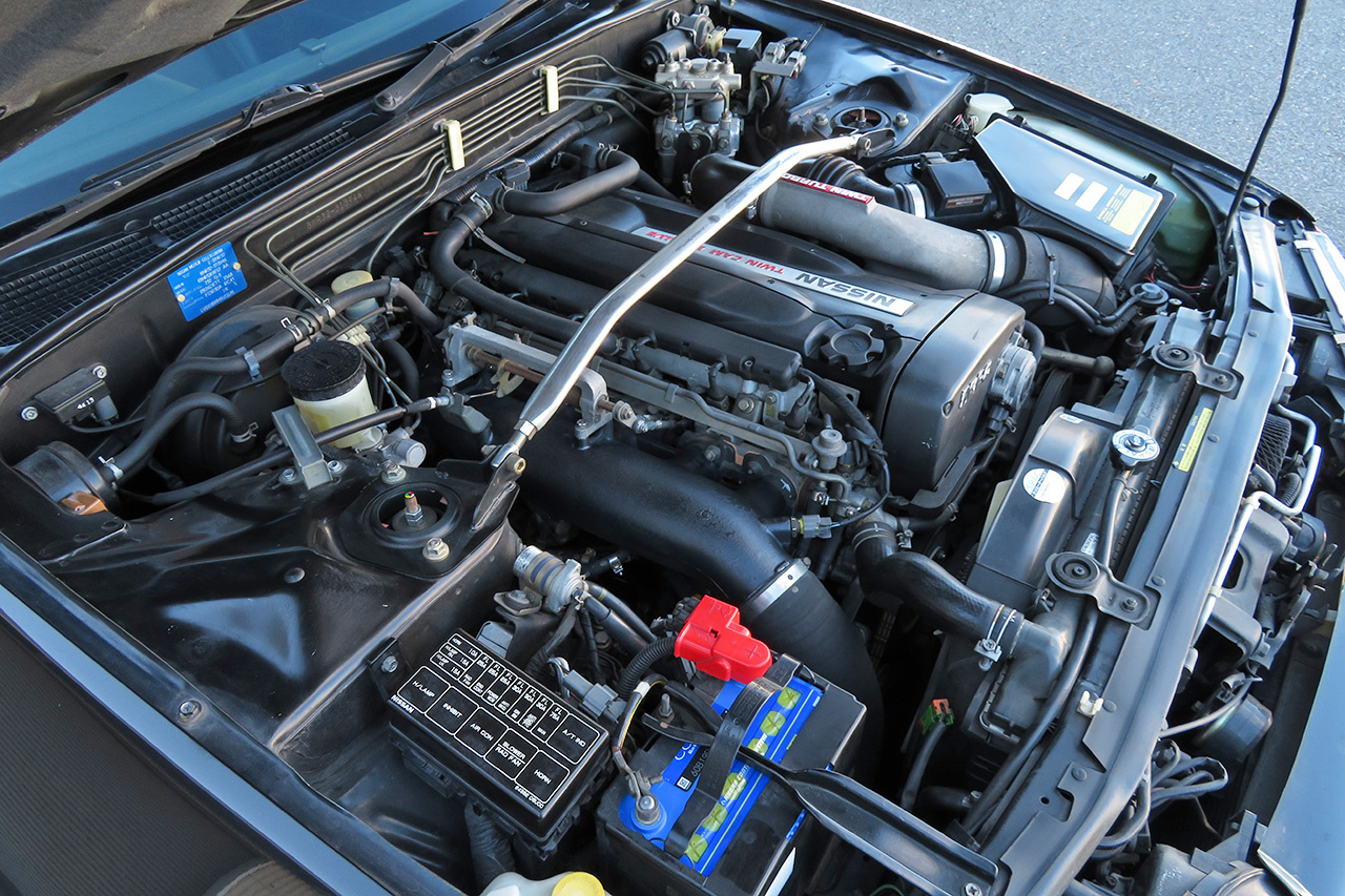 日産 スカイラインGT-R 