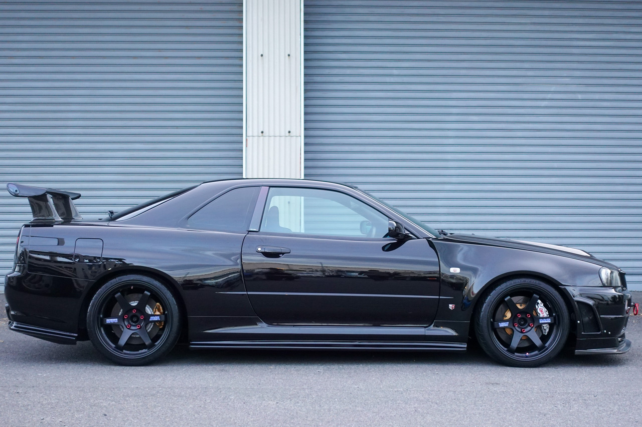日産 スカイラインGT-R 