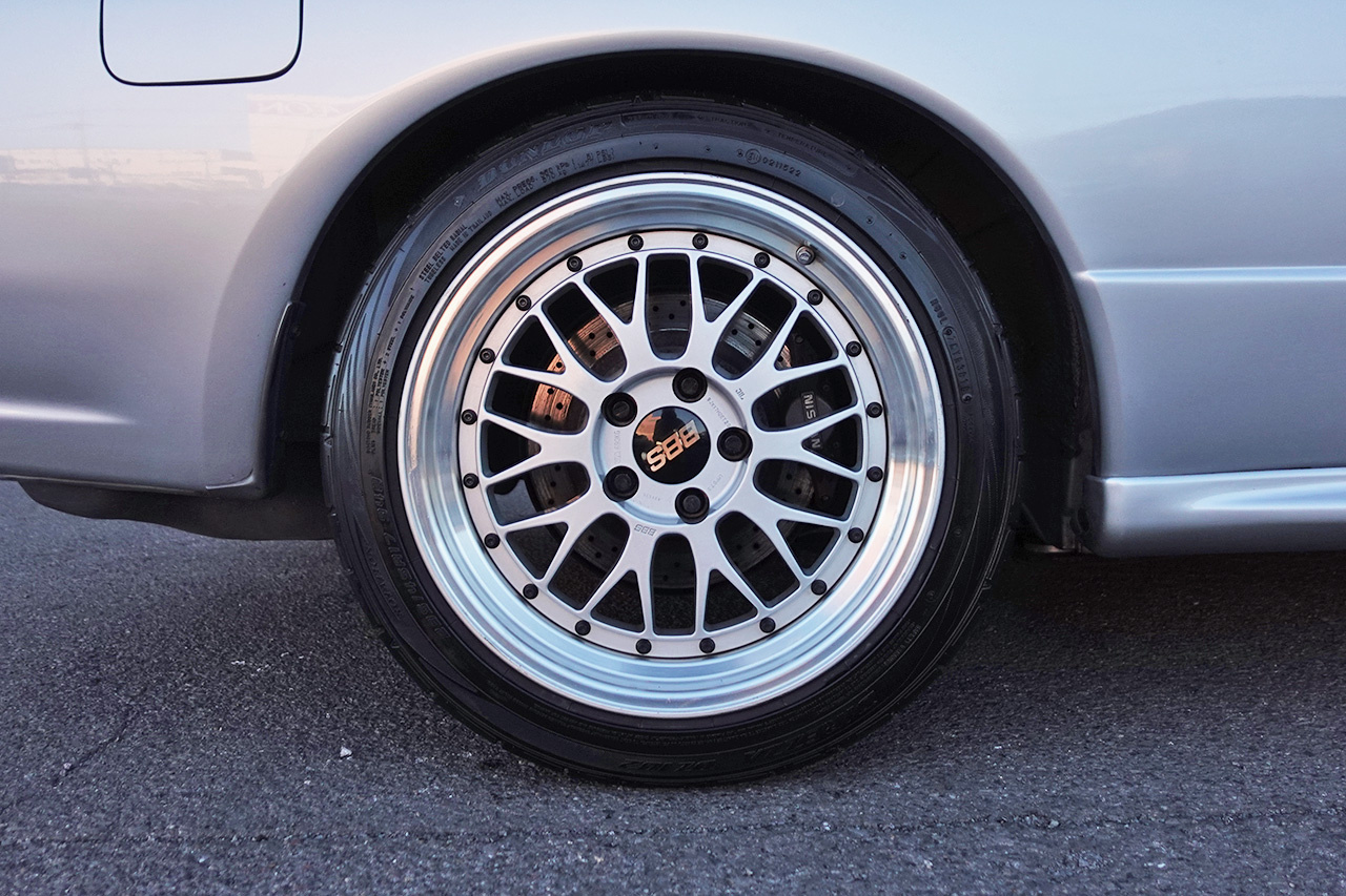 日産 スカイラインGT-R 