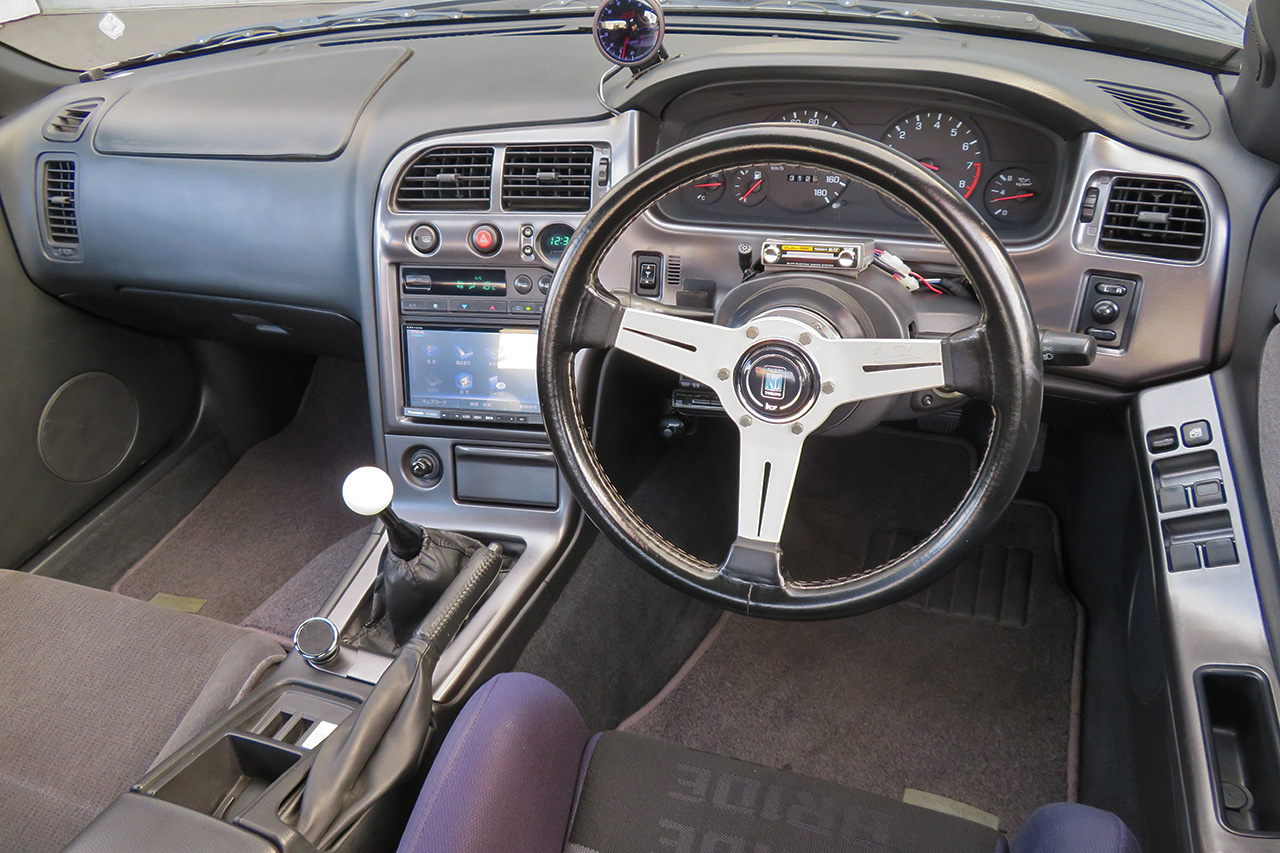 日産 スカイライン 