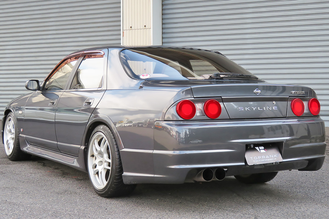 日産 スカイライン 