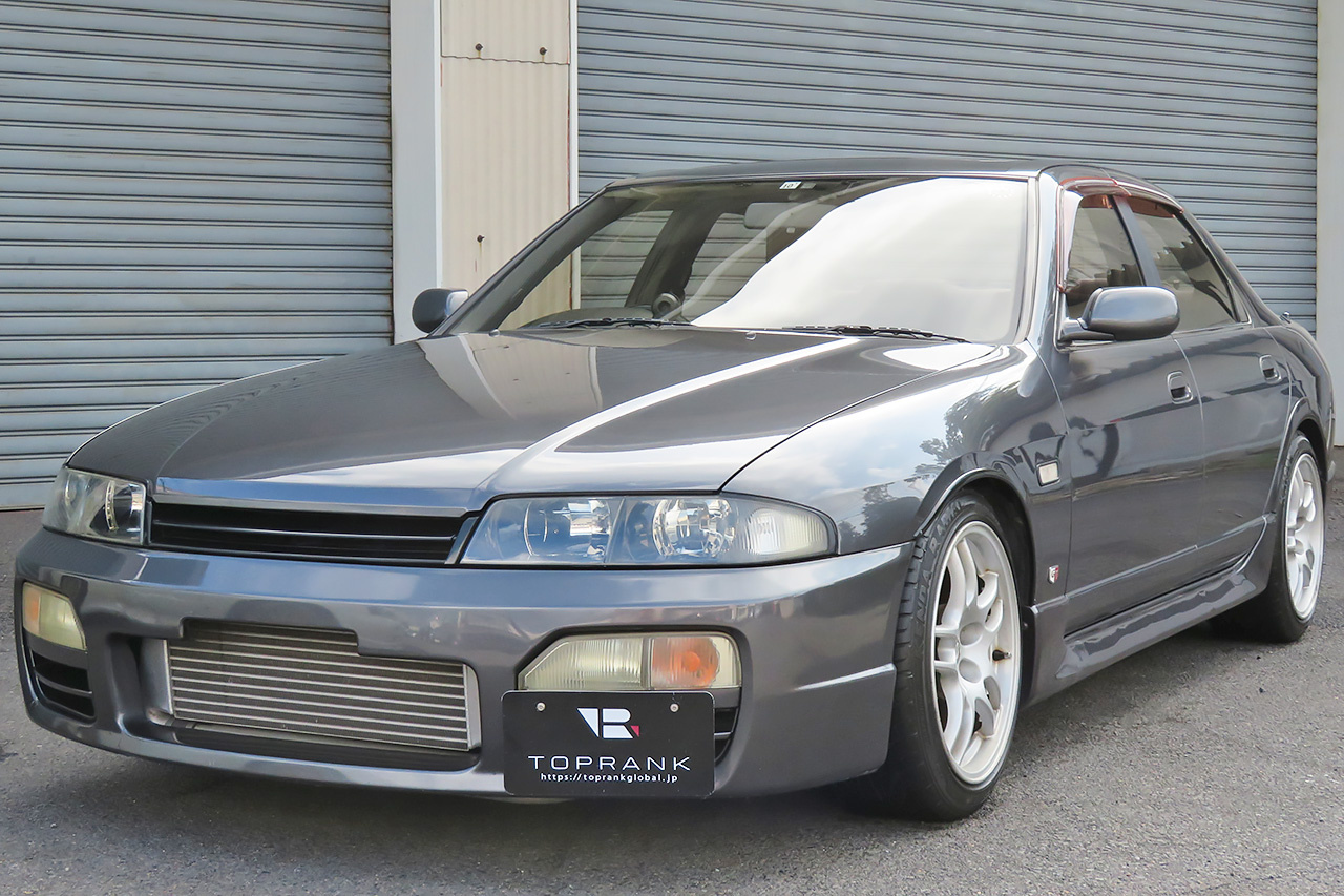 日産 スカイライン 