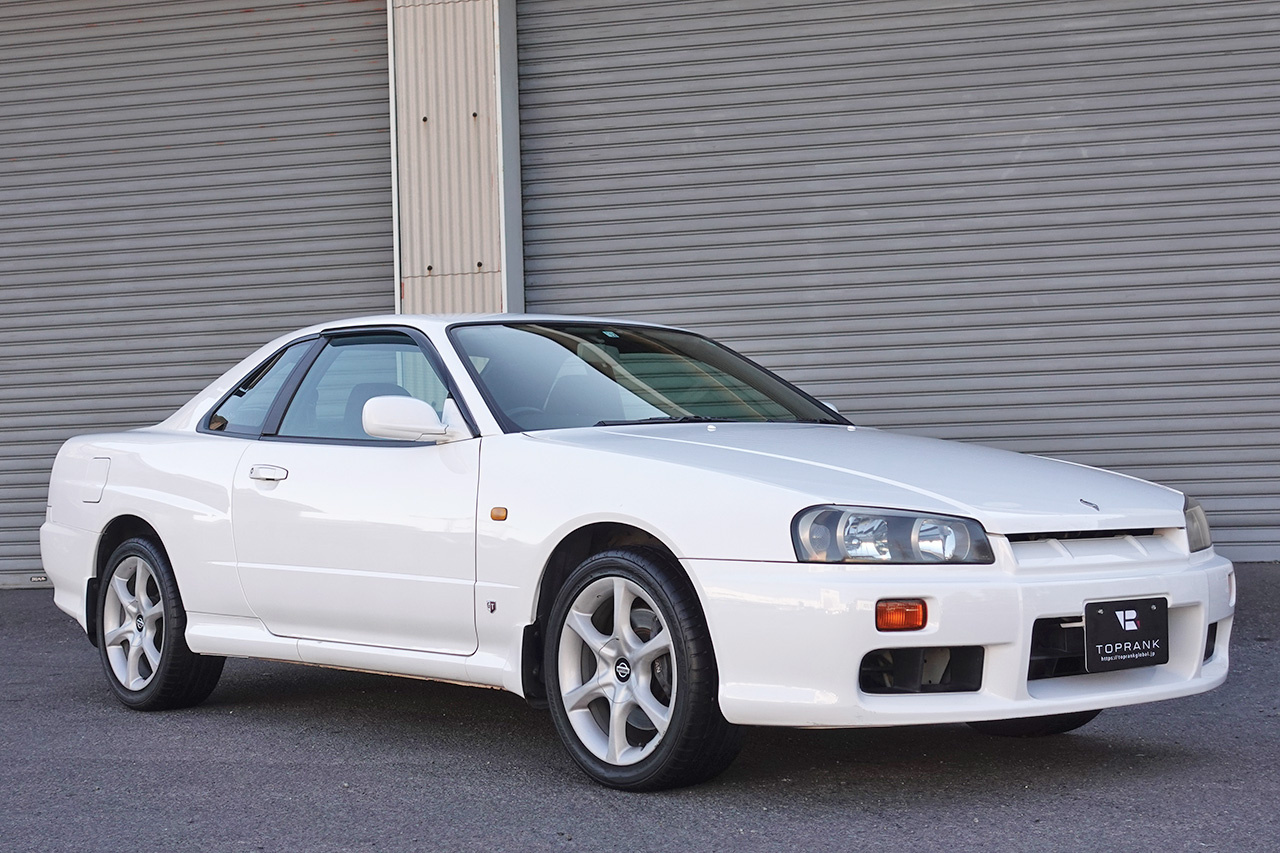 日産 スカイラインクーペ 