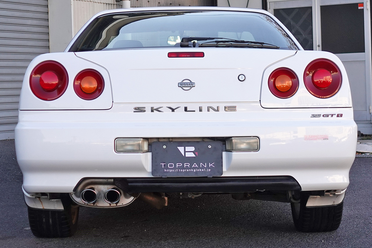 日産 スカイラインクーペ 