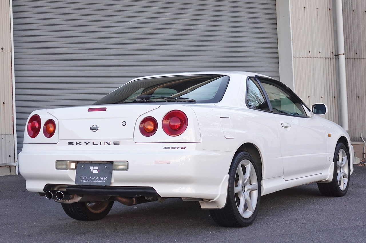 日産 スカイラインクーペ 
