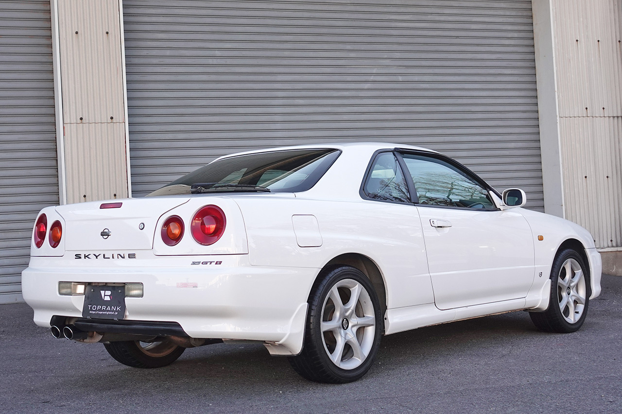 日産 スカイラインクーペ 