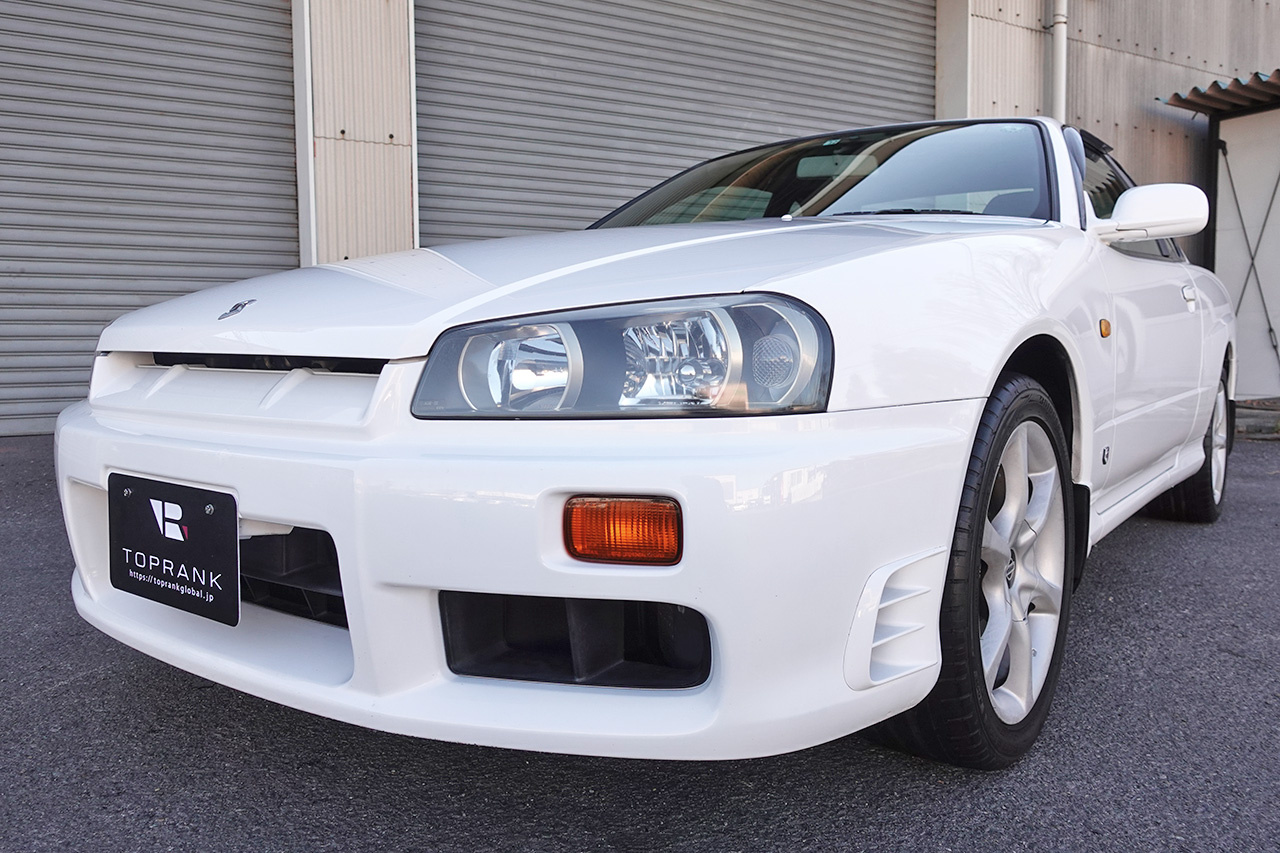 日産 スカイラインクーペ 