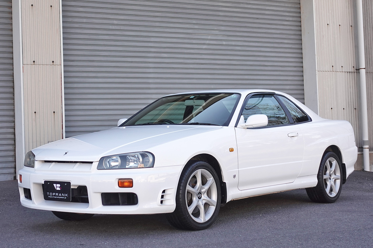 日産 スカイラインクーペ 