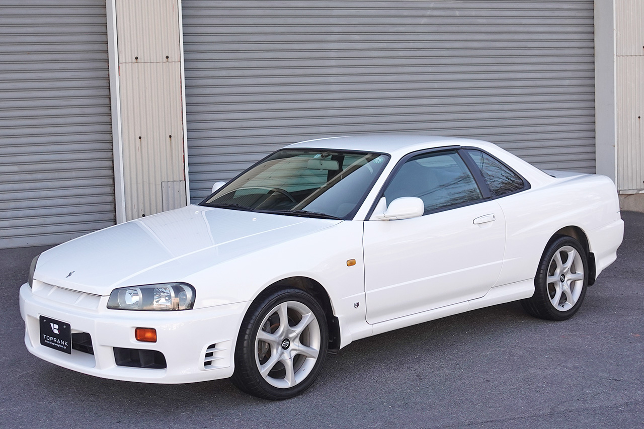 日産 スカイラインクーペ 