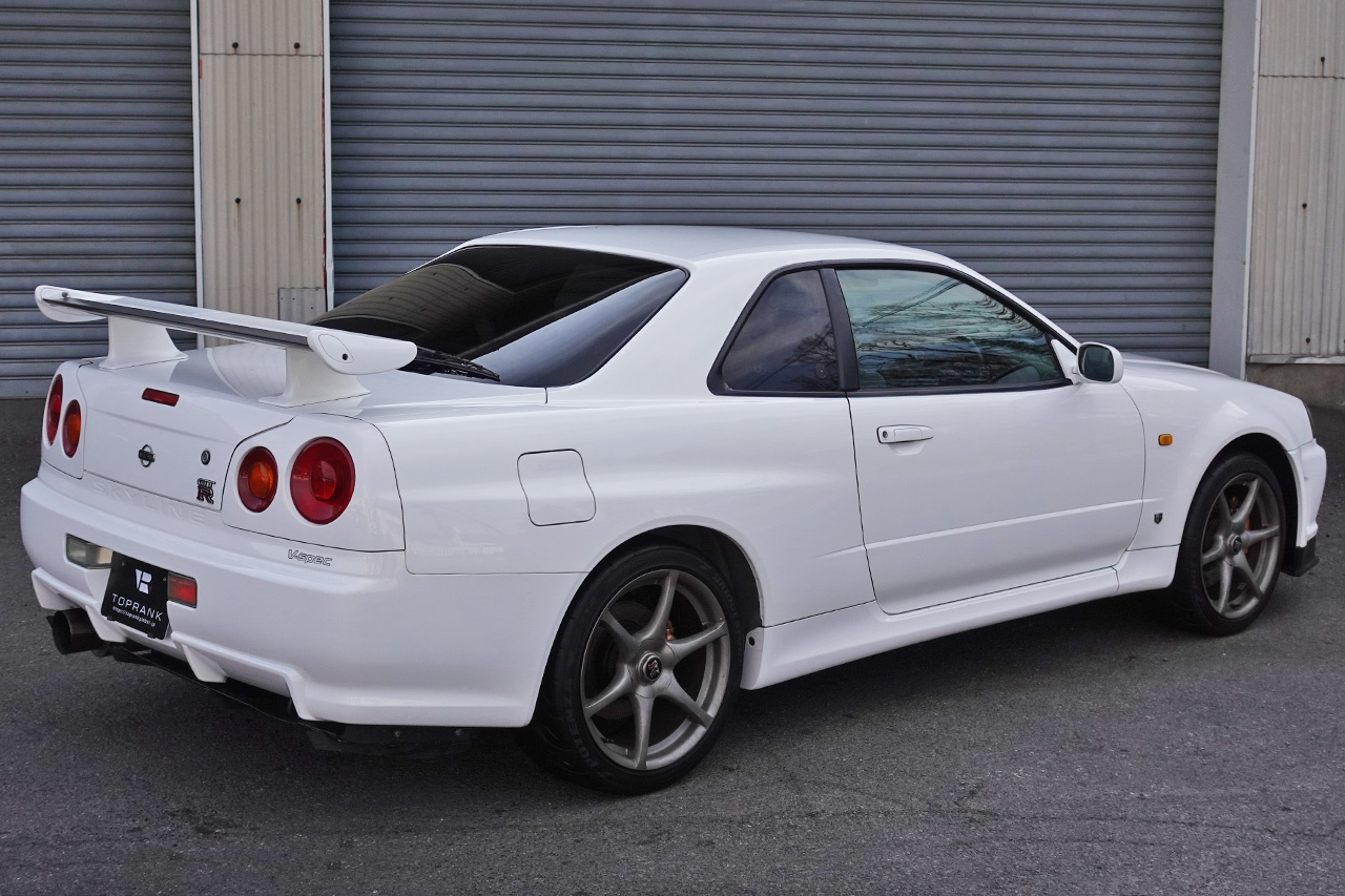 日産 スカイラインGT-R GT-R