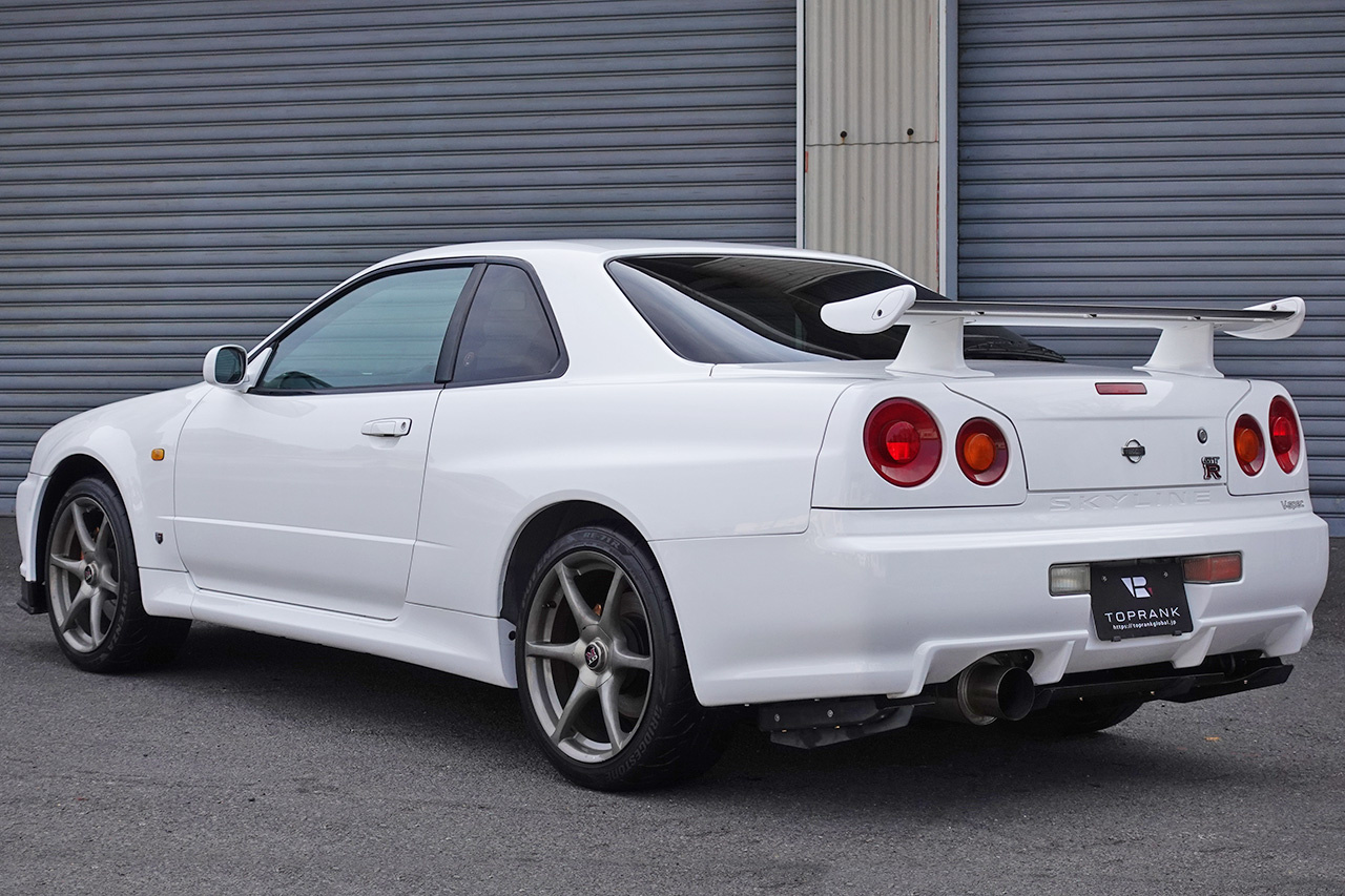 日産 スカイラインGT-R GT-R