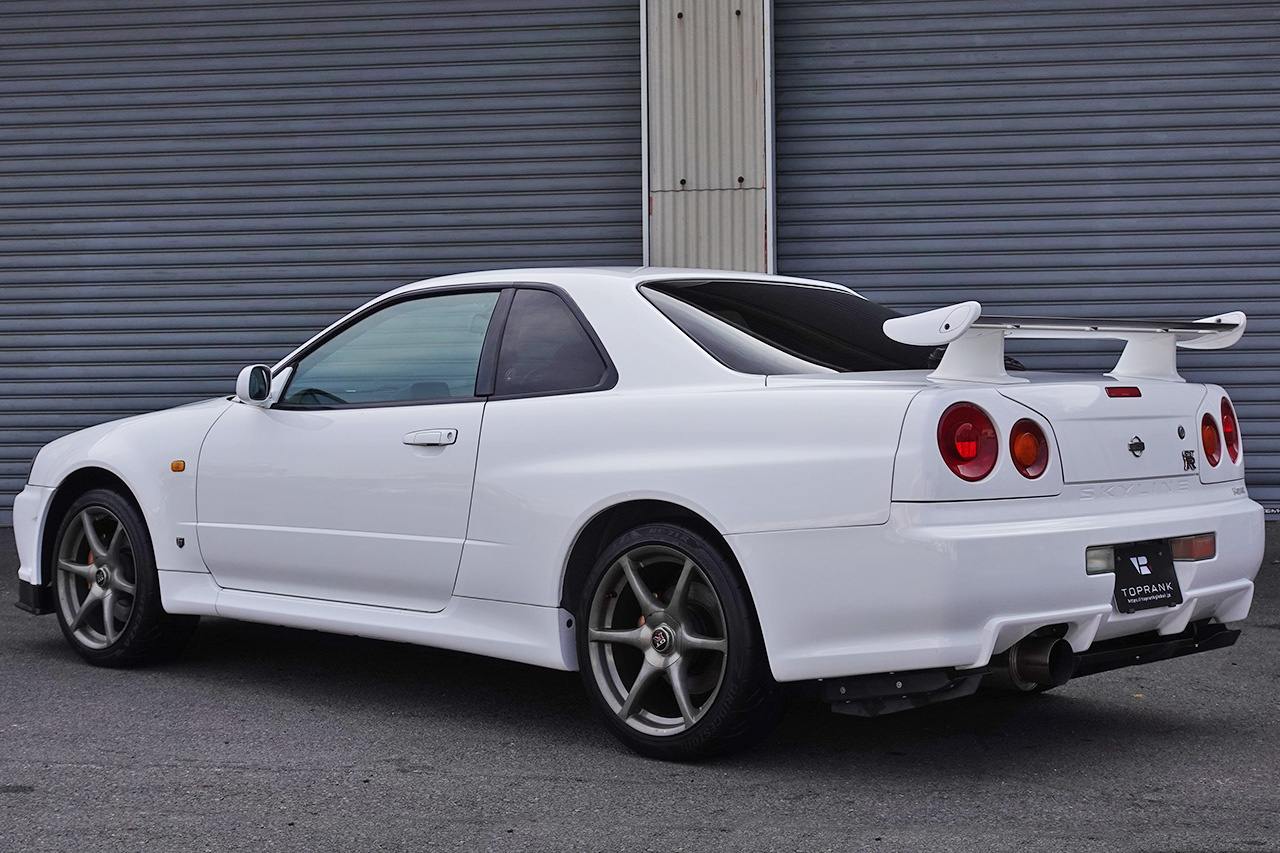 日産 スカイラインGT-R GT-R