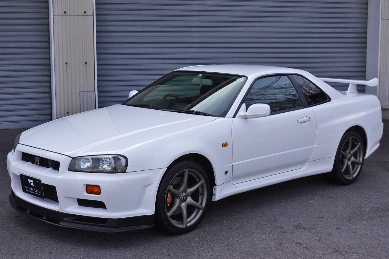 日産 スカイラインGT-R GT-R