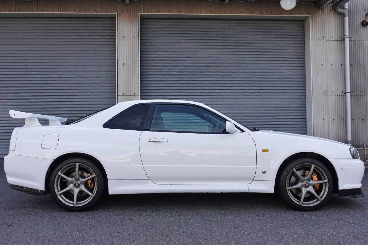 日産 スカイラインGT-R GT-R